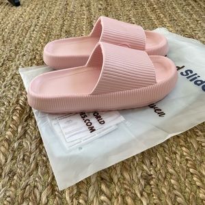 The Cloud Slides in Pink - NWT